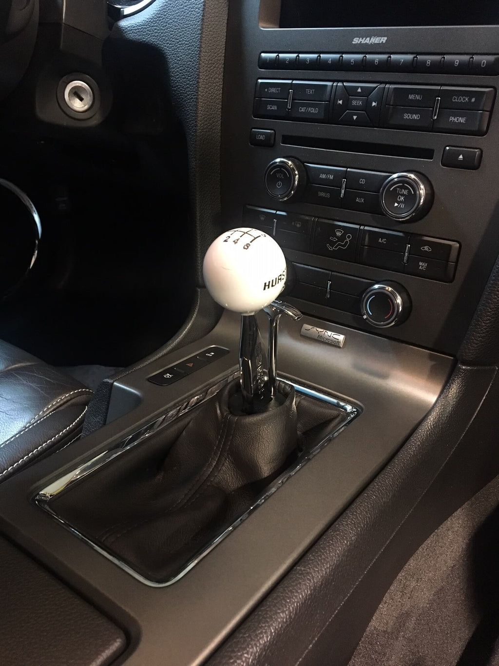 HURST COMPETITION/PLUS 6-SPEED SHIFTER - FORD MUSTANG 2011-2014