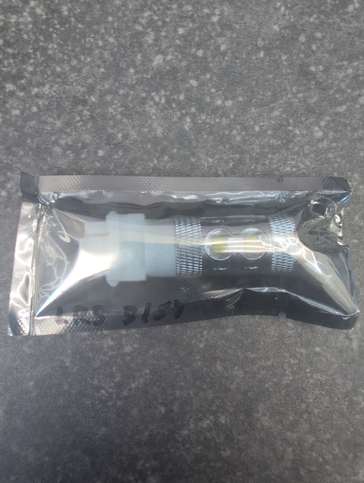 LRS 3157 Bulbs