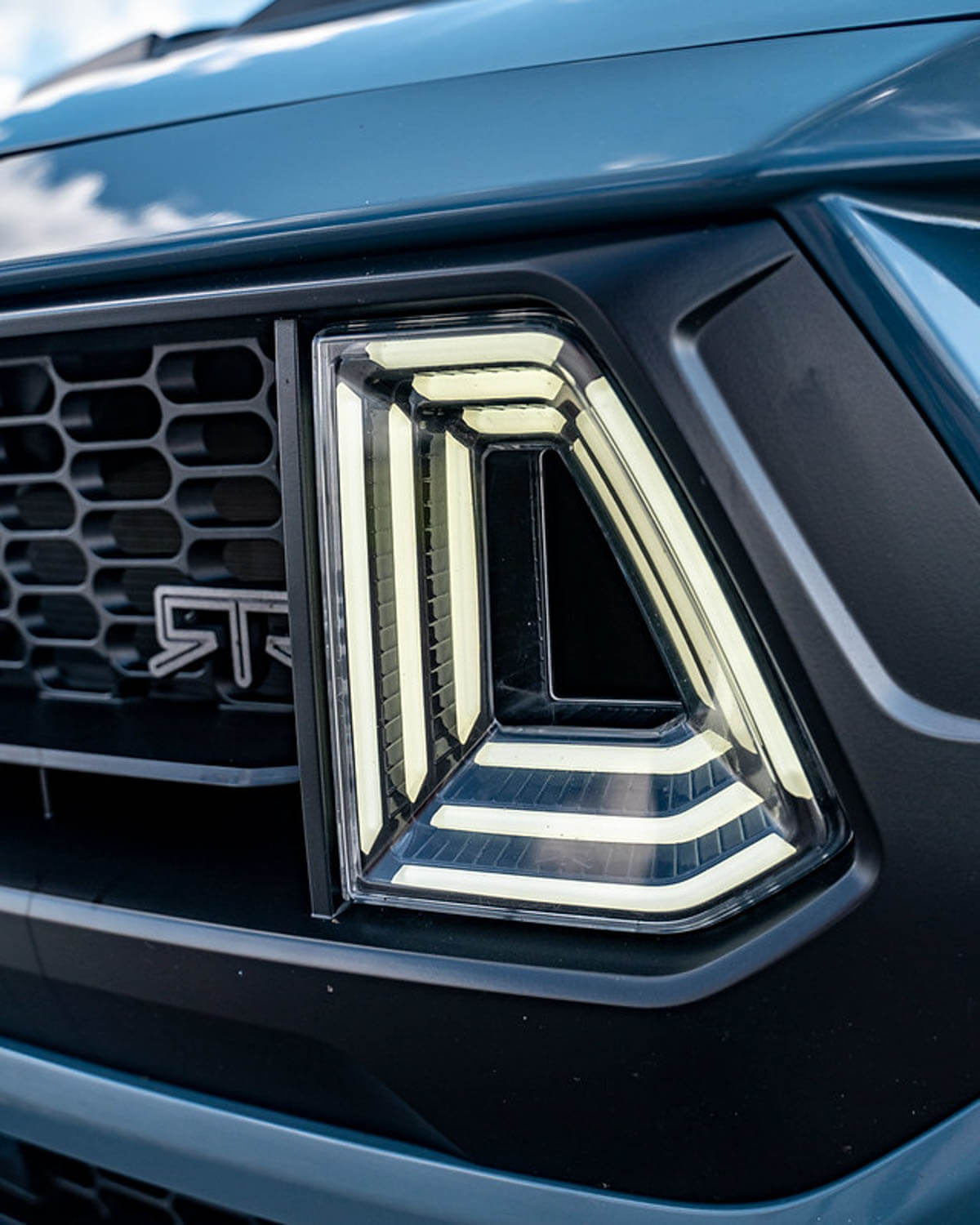 RTR Mustang Upper Grille w/ LED Air Intakes (2024+)